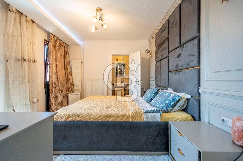 Sarı Gelin Sokak'ta Çift Girişli 3+2 Mobilyalı Teraslı Dubleks
