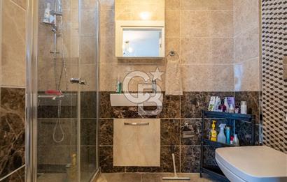 Sarı Gelin Sokak'ta Çift Girişli 3+2 Mobilyalı Teraslı Dubleks