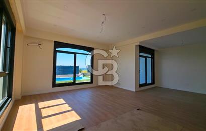 Kumburgaz Site içi Deniz Manzaralı Havuzlu Lüks Villa