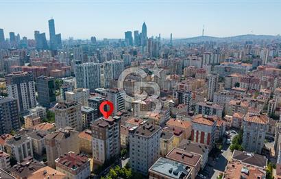 Sarı Gelin Sokak'ta Çift Girişli 3+2 Mobilyalı Teraslı Dubleks