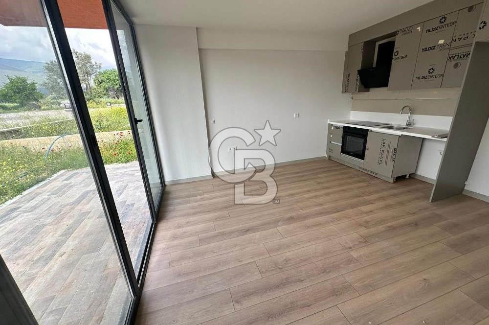DENİZE 500 METRE 1+1 BAHÇE KATI YAZLIK DAİRE