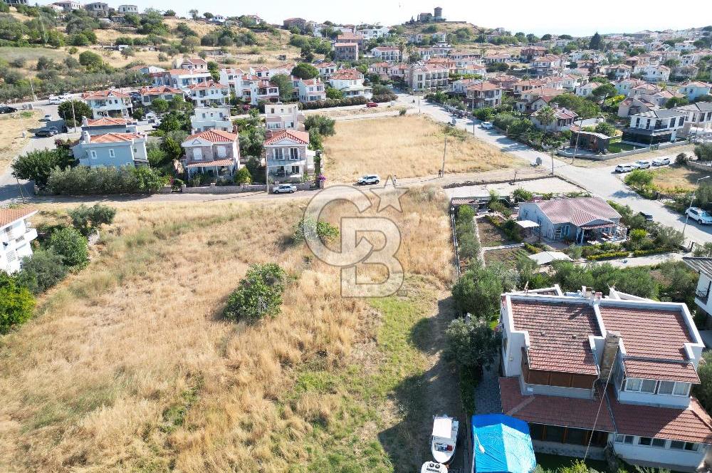 Ayvalık Cunda Adasında Plaja 100 metre mesafede Satılık Arsa 
