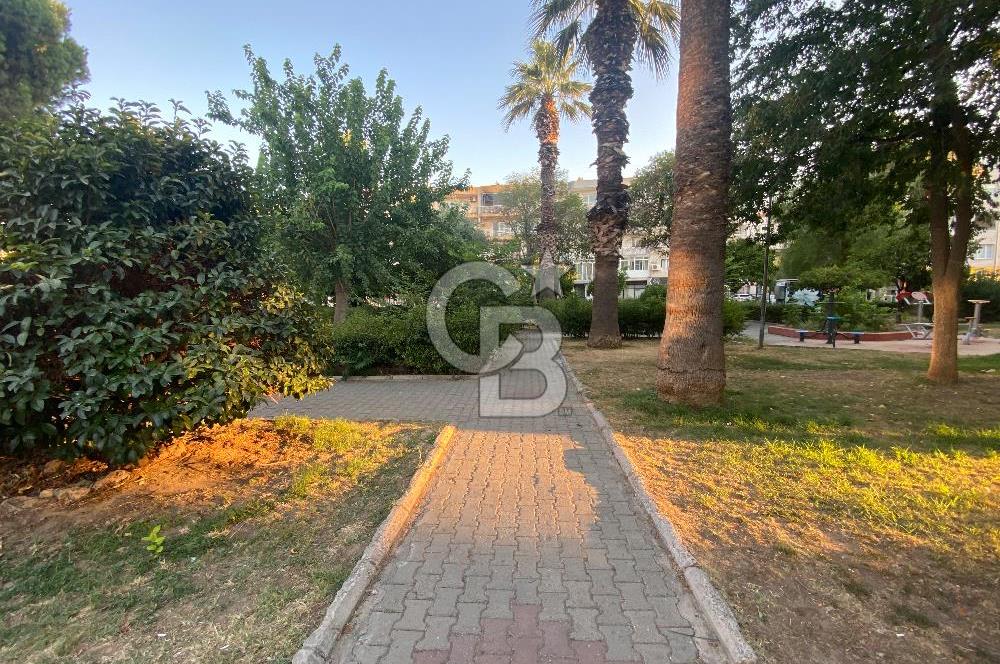 Karşıyaka Bostanlı Mah.’de Satılık 3+1 Daire