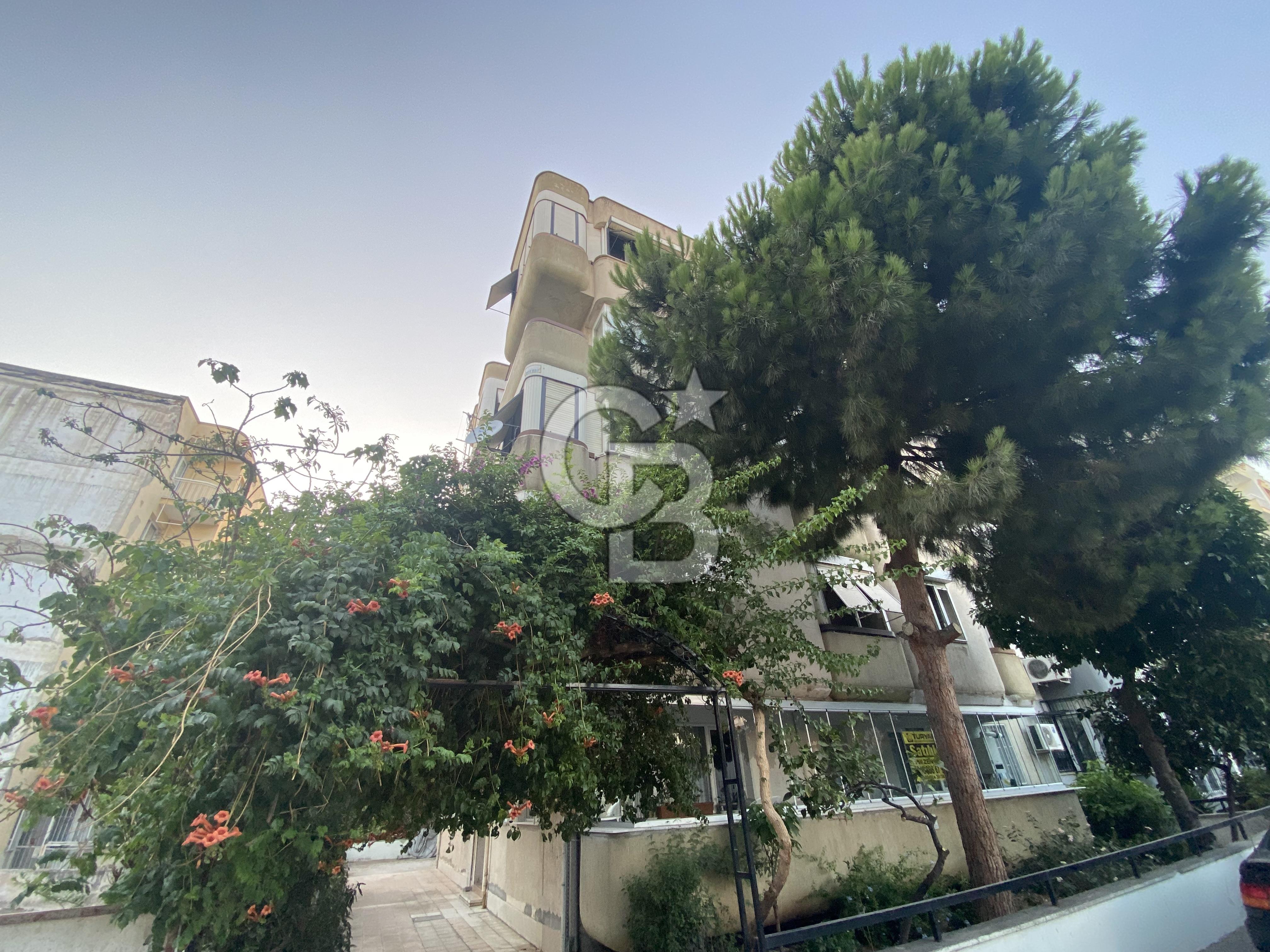 Karşıyaka Bostanlı Mah.’de Satılık 3+1 Daire