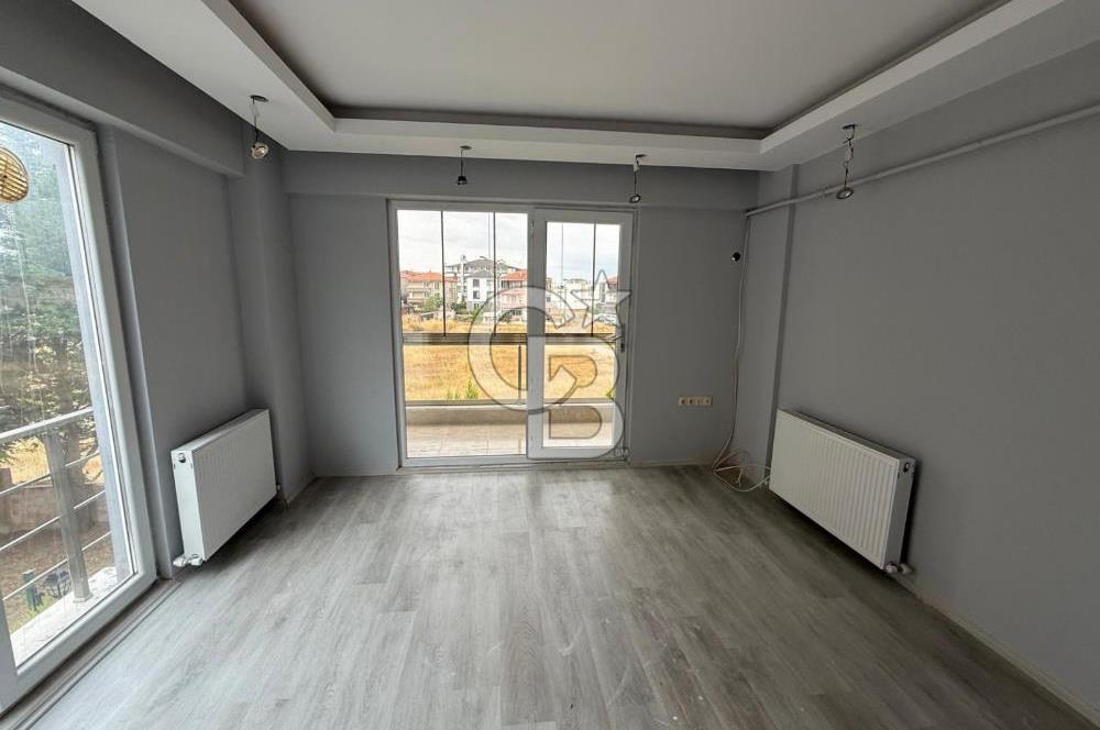 SAKARYA KARASU'DA SAHİLE 100 METRE SİTE İÇERİSİNDE 2+1 DAİRE
