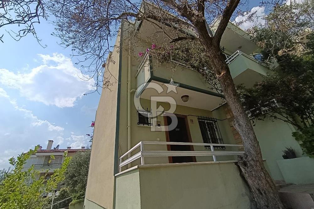Altınoluk Tekçam Villaları’nda 5943 m² Arsa Üzerinde 2+1 Müstakil Villa!