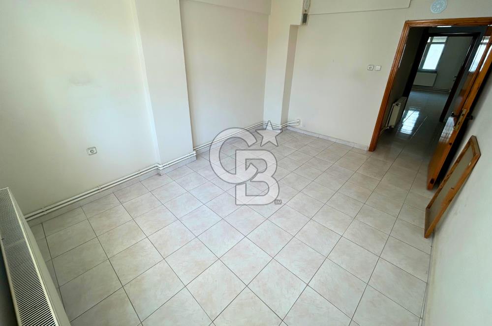 Çanakkale Lapseki Yalı Caddesinde Asansörlü Binada Kiralık 2+1
