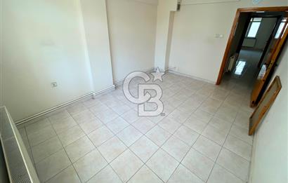 Çanakkale Lapseki Yalı Caddesinde Asansörlü Binada Kiralık 2+1