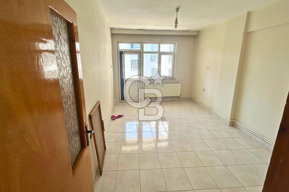 Çanakkale Lapseki Yalı Caddesinde Asansörlü Binada Kiralık 2+1