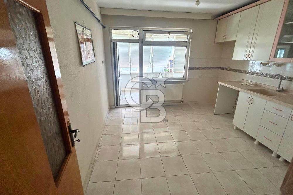 Çanakkale Lapseki Yalı Caddesinde Asansörlü Binada Kiralık 2+1