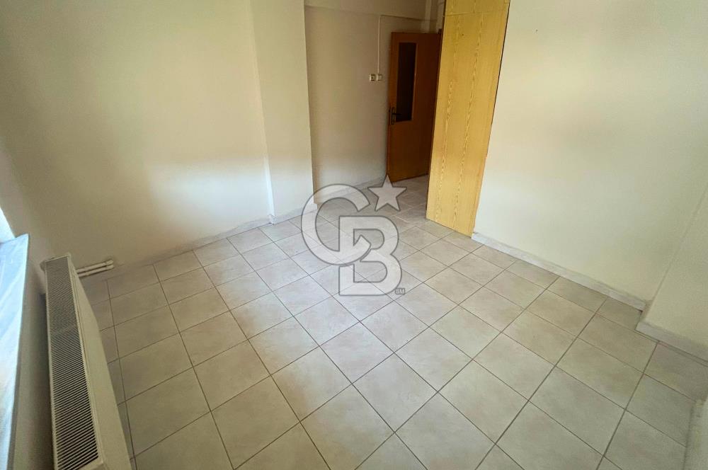 Çanakkale Lapseki Yalı Caddesinde Asansörlü Binada Kiralık 2+1