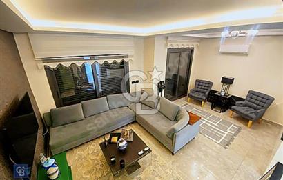 ALAÇATI GÖBENE'DE MÜSTAKİL HAVUZ VE BAHÇELİ KİRALIK 4+1 VİLLA