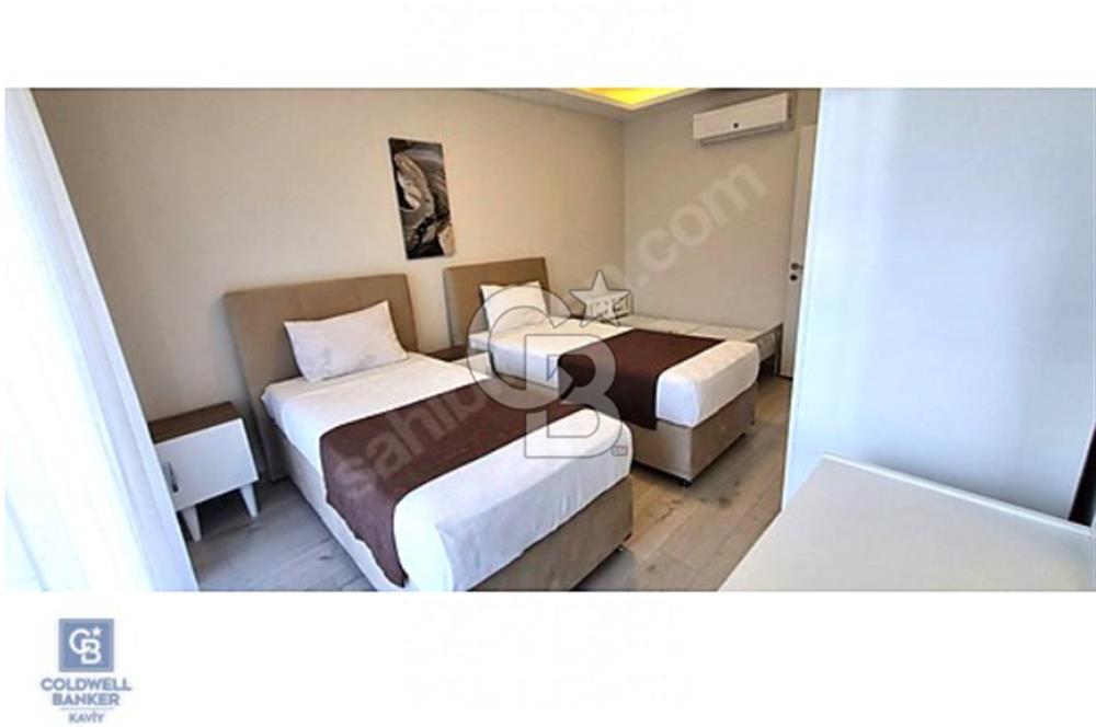 ÇEŞME MERKEZ'DE MÜSTAKİL HAVUZLU VE BAHÇELİ 3+1 KİRALIK VİLLA