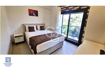 ÇEŞME MERKEZ'DE MÜSTAKİL HAVUZLU VE BAHÇELİ 3+1 KİRALIK VİLLA