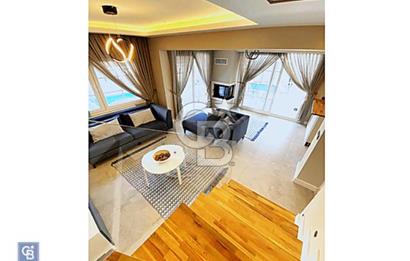 ALAÇATI'DA MÜSTAKİL HAVUZLU VE BAHÇELİ MODERN SATILIK 4+1 VİLLA