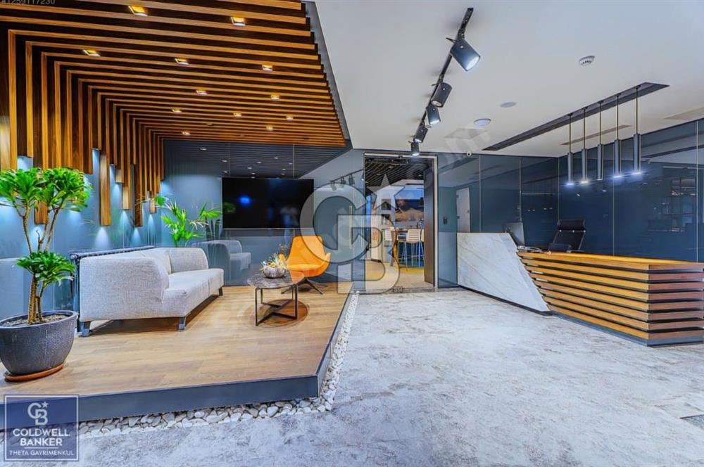 ÜSKÜDAR KISIKLI'DA KÖŞE PARSEL 4.714 m² SATILIK BİNA