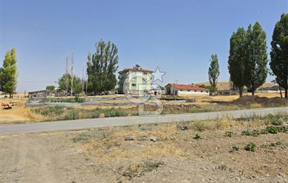 ŞEHİTALİ YAPILAŞMA İÇİNDE KÖŞE VİLLA PARSELİ 1674m2 