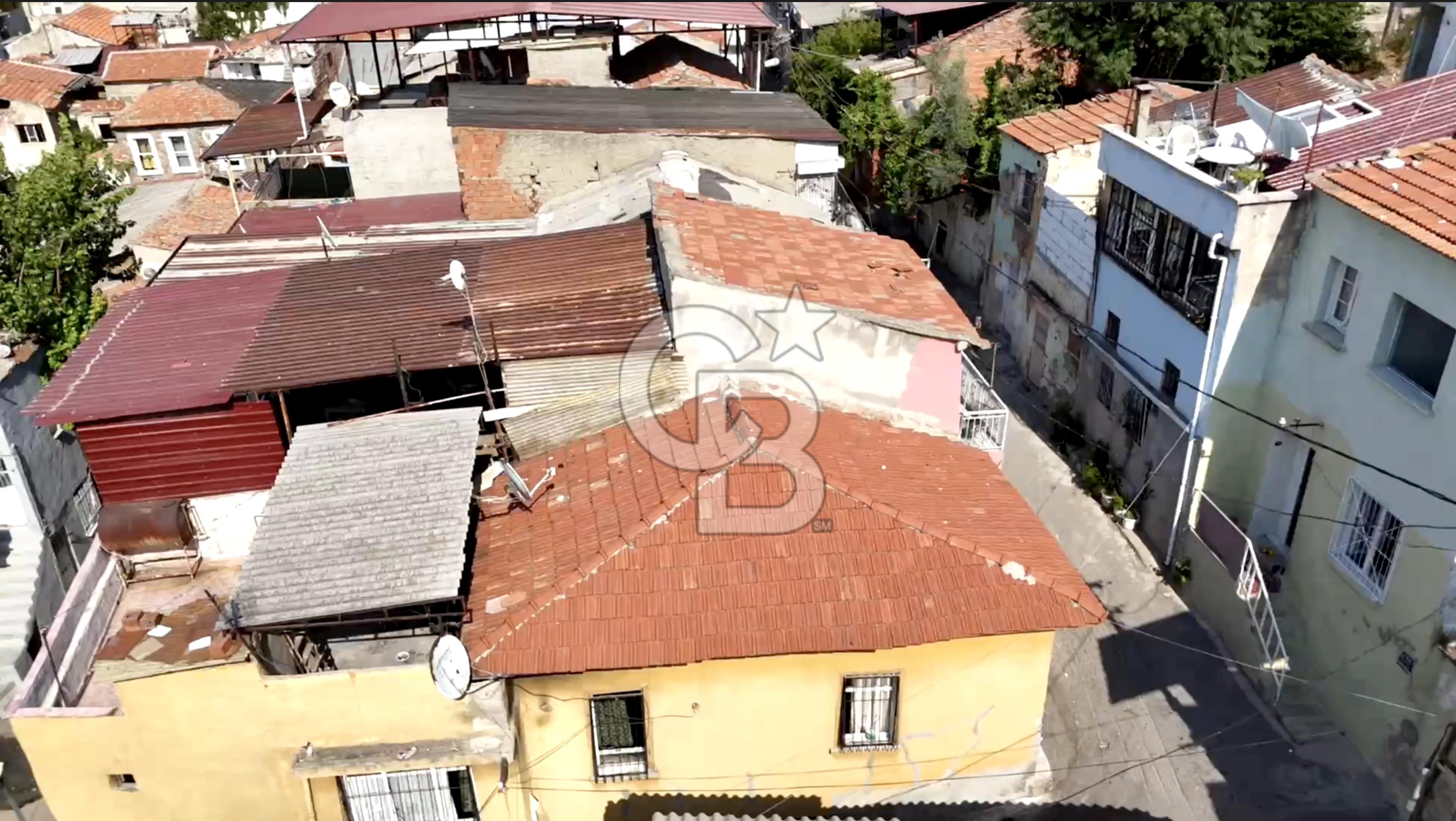 KONAK İKİÇEŞMELİK'TE SATILIK KOMPLE BİNA 