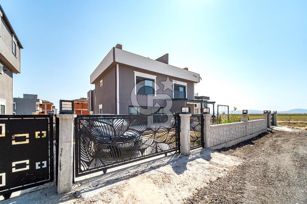 İZMİR, ÇANDARLI DENİZE 100 METRE SATILIK 2+1 VİLLA