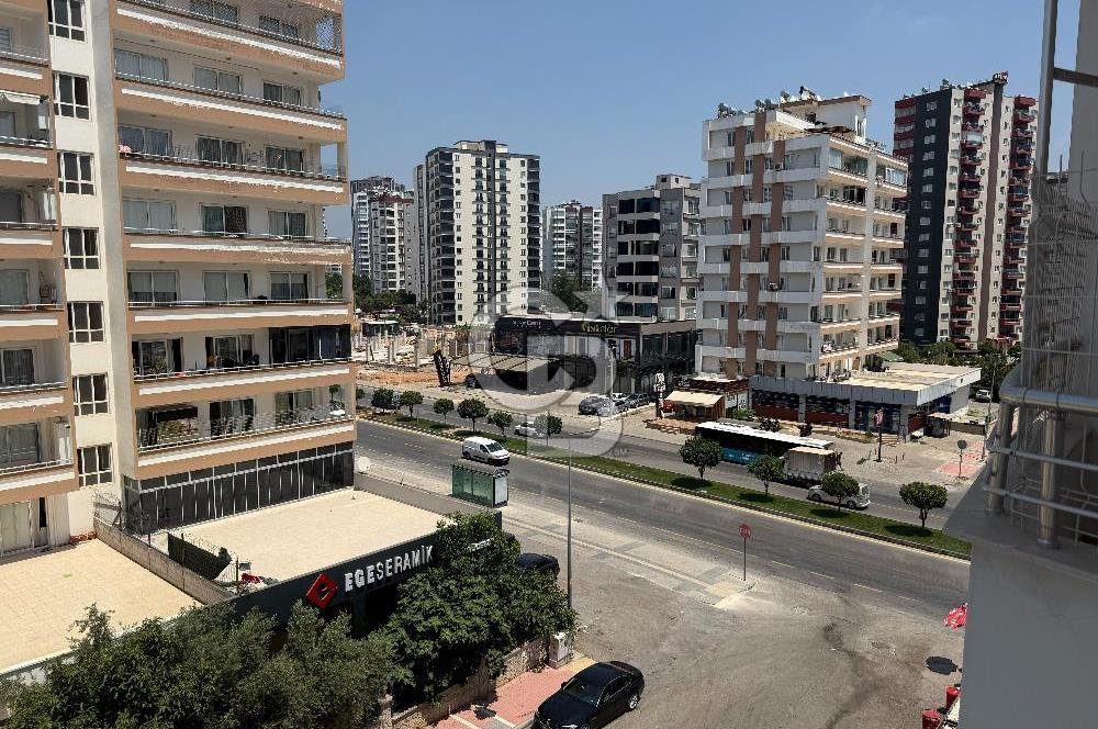 Mezitli Merkez Mah. Vatan Cad. 3+1 KİRALIK,