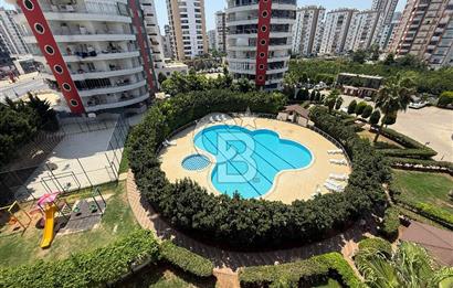 Mezitli Merkez Mah. Vatan Cad. 3+1 KİRALIK,