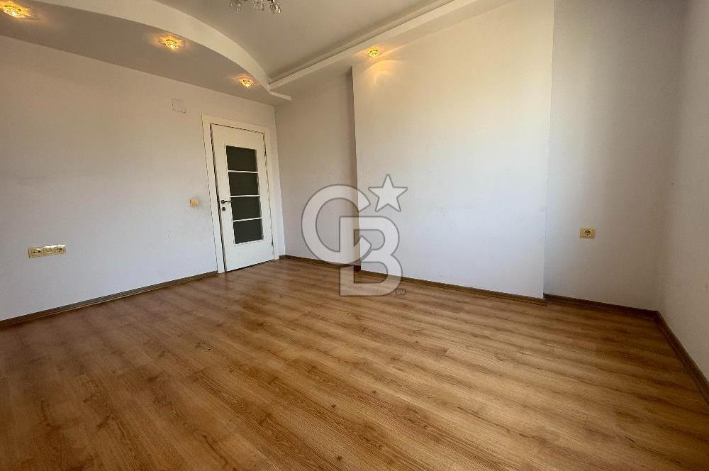 Mezitli Merkez Mah. Vatan Cad. 3+1 KİRALIK,