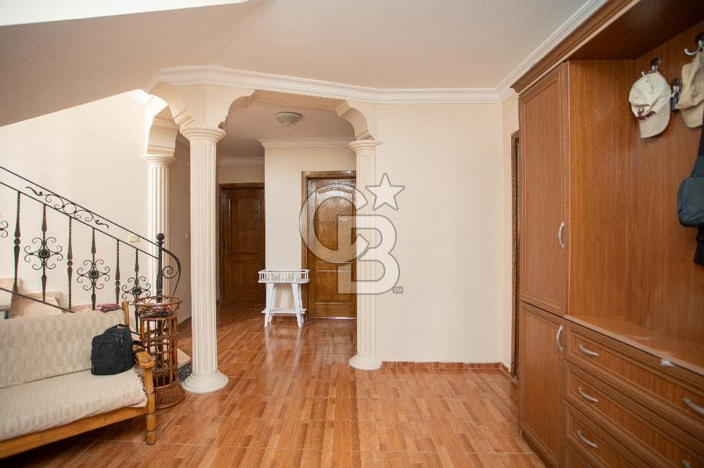 İZMİR ALİAĞA YALI MAHALLESİ'NDE SATILIK TAM MÜSTAKİL 9+2 VİLLA