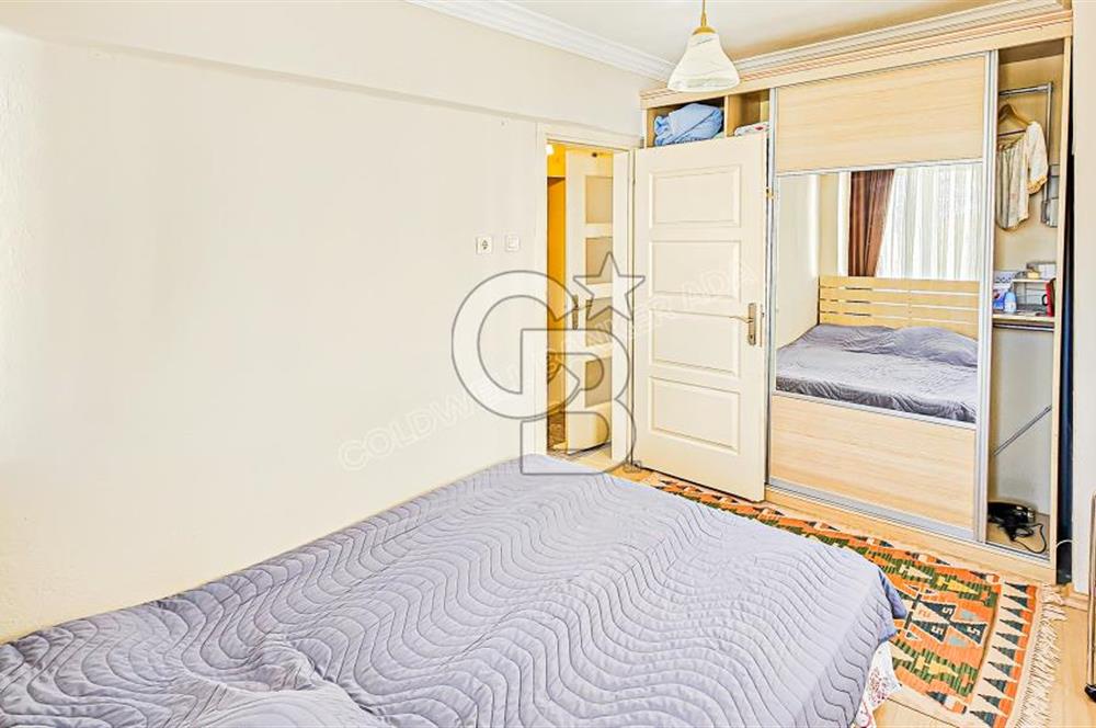KUŞADASI MARİNA'DA SATILIK 2+1 DAİRE