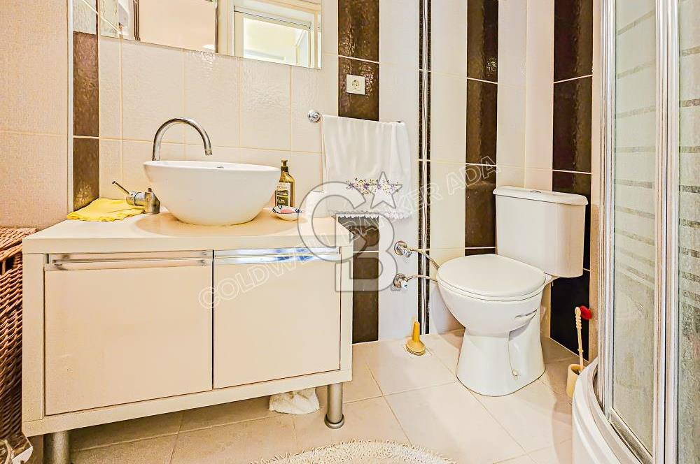 KUŞADASI MARİNA'DA SATILIK 2+1 DAİRE