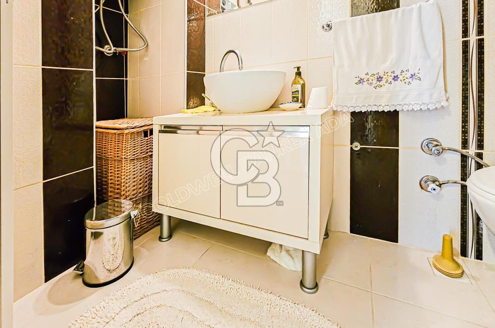 KUŞADASI MARİNA'DA SATILIK 2+1 DAİRE