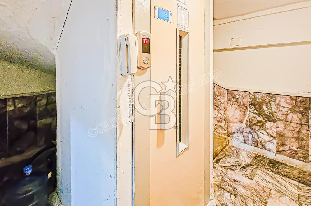 KUŞADASI MARİNA'DA SATILIK 2+1 DAİRE