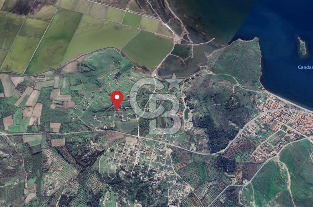 İzmir Çandarlı'da Güzel Lokasyonlu Arsa