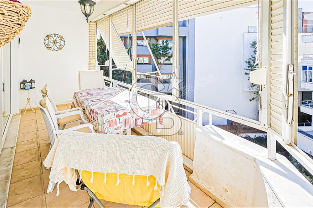 KUŞADASI MARİNA'DA SATILIK 2+1 DAİRE