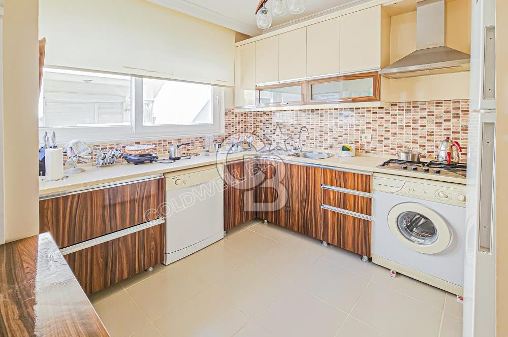 KUŞADASI MARİNA'DA SATILIK 2+1 DAİRE