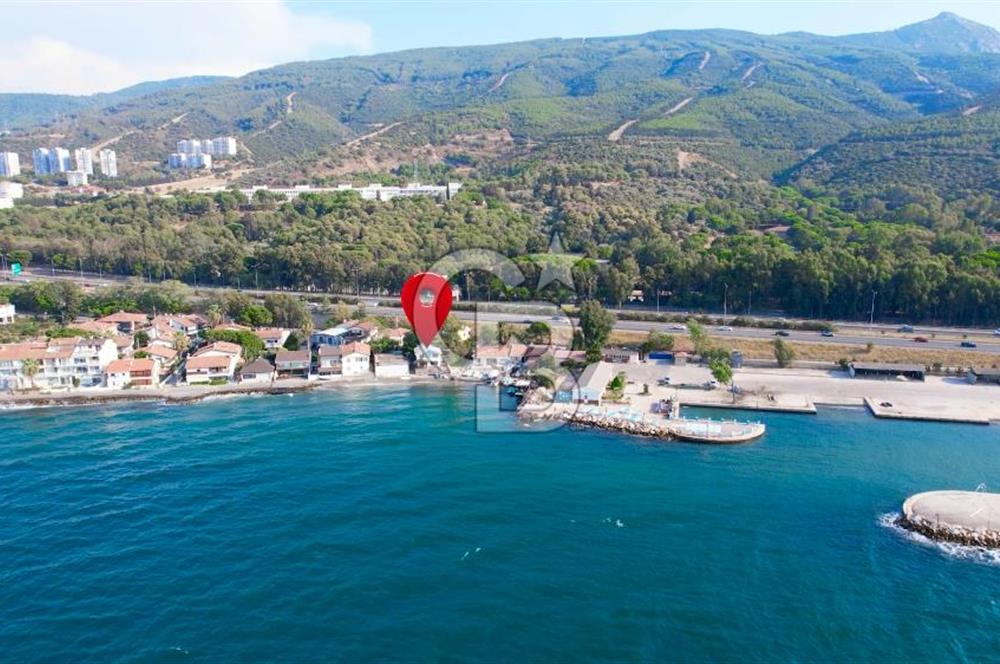 DENİZE SIFIR, ÖNÜ KUMSAL VİLLA: BAHÇELİ, ŞÖMİNELİ, JAKUZİLİ