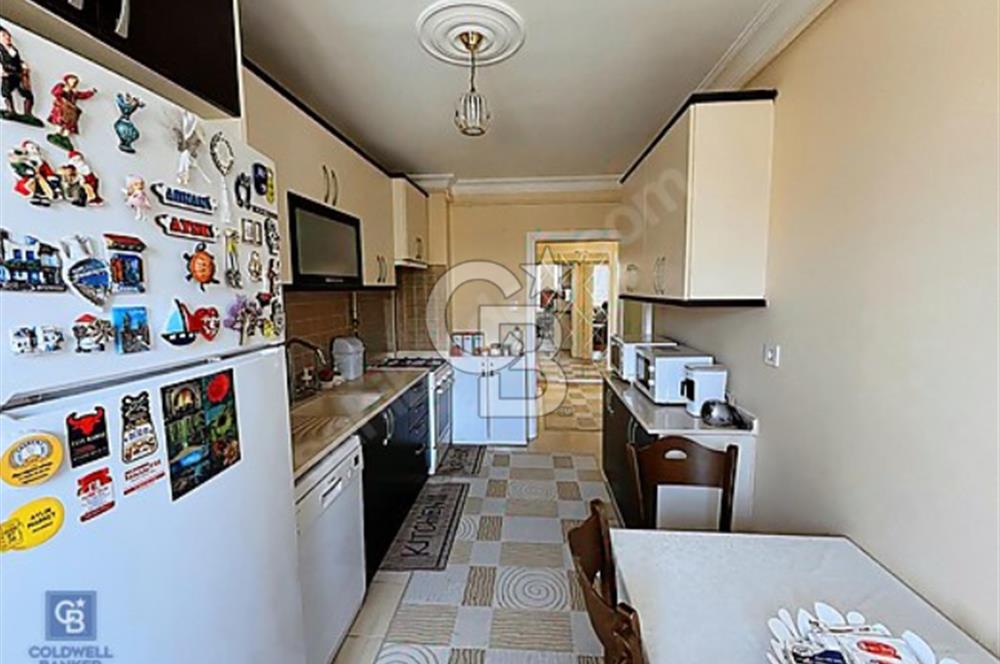 KARŞIYAKA ÖRNEKKÖY'DE, BAKIMLI, FERAH 3+1 SATILIK DAİRE