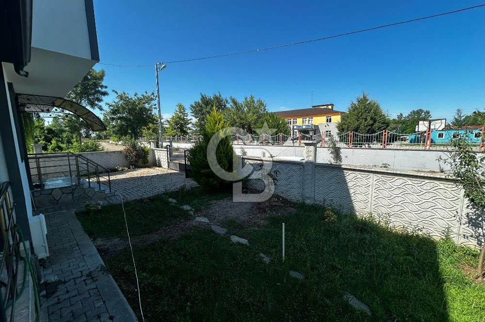 CB PARK SERKAN ÖZLÜ'DEN DEREKÖY'DE SATILIK LÜKS VİLLA
