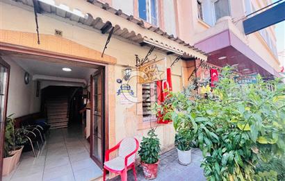İzmir Basmane Oteller Sokağında İzmir Fuarı Yakını Satılık Otel