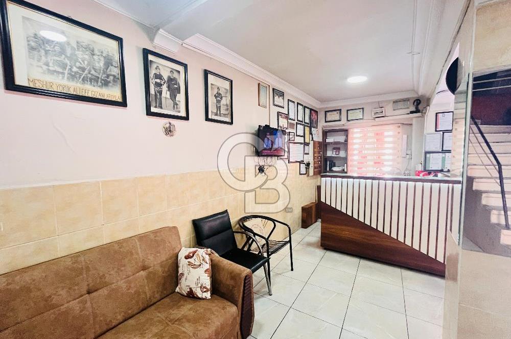 İzmir Basmane Oteller Sokağında İzmir Fuarı Yakını Satılık Otel