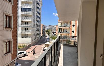 MENEMEN'DE SIFIR BİNA DOĞALGAZLI 3+1 SATILIK DAİRE