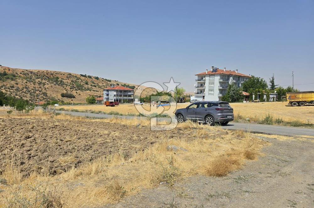 ŞEHİTALİ 'DE VİLLA İMARLI KÖŞE PARSEL 1674M2