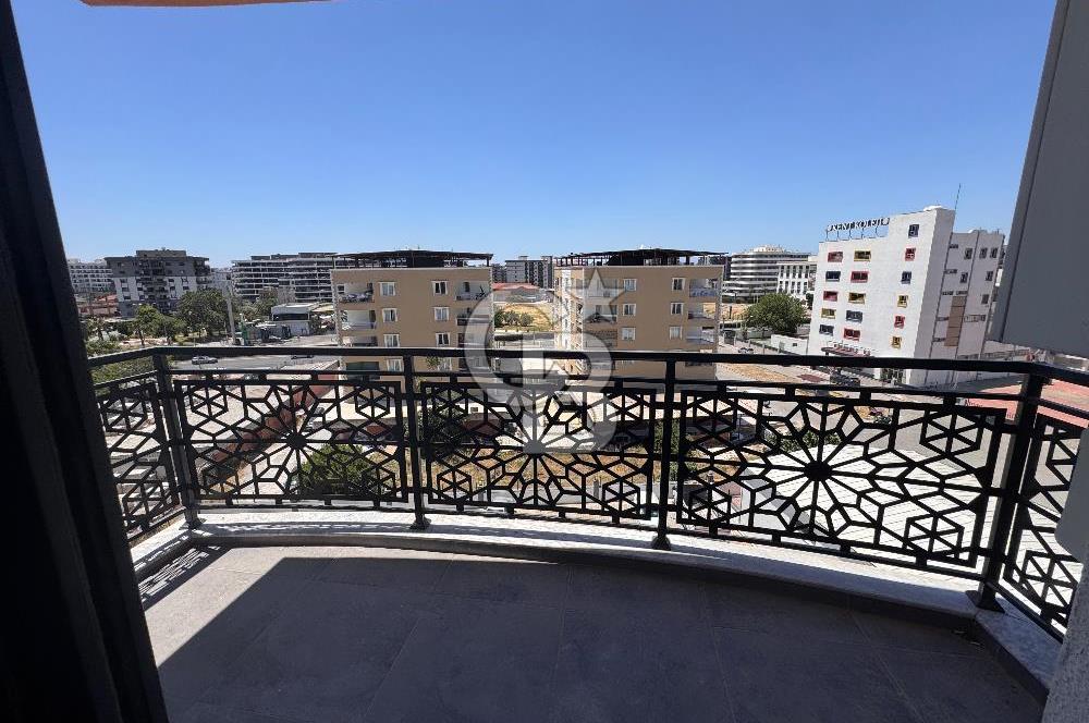 PALATIA LIFE SİTESİ'NDE SATILIK TERAS DUBLEKS 2+1 DAİRE
