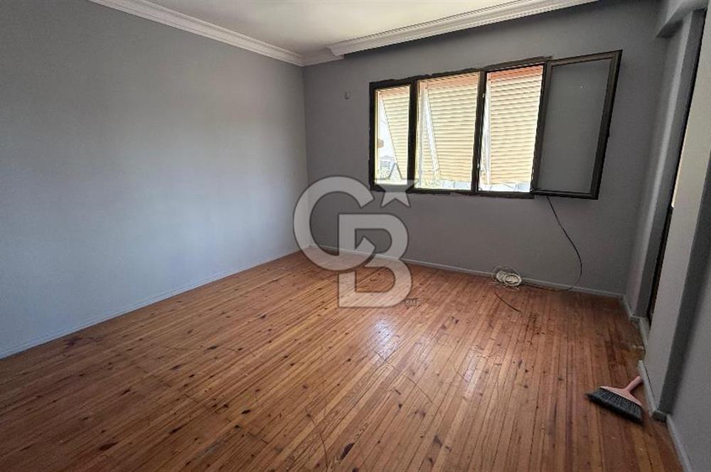 Bozyaka Sarıyer Mahallesinde Cadde Üzeri Kiralık 3+1 Geniş Daire