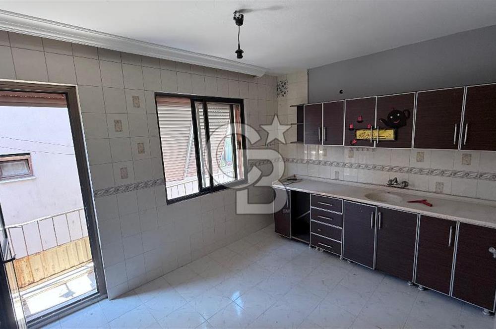 Bozyaka Sarıyer Mahallesinde Cadde Üzeri Kiralık 3+1 Geniş Daire