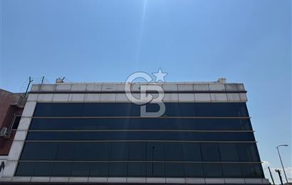 ŞAŞMAZ SANAYİSİNDE CADDE ÜSTÜ KÖŞEBAŞI MÜKEMMEL KOMPLE BİNA