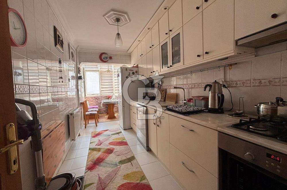 Gaziemir Merkezde Satılık Geniş 3+1 115 m² Net Kullanım