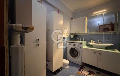 Gaziemir Merkezde Satılık Geniş 3+1 115 m² Net Kullanım