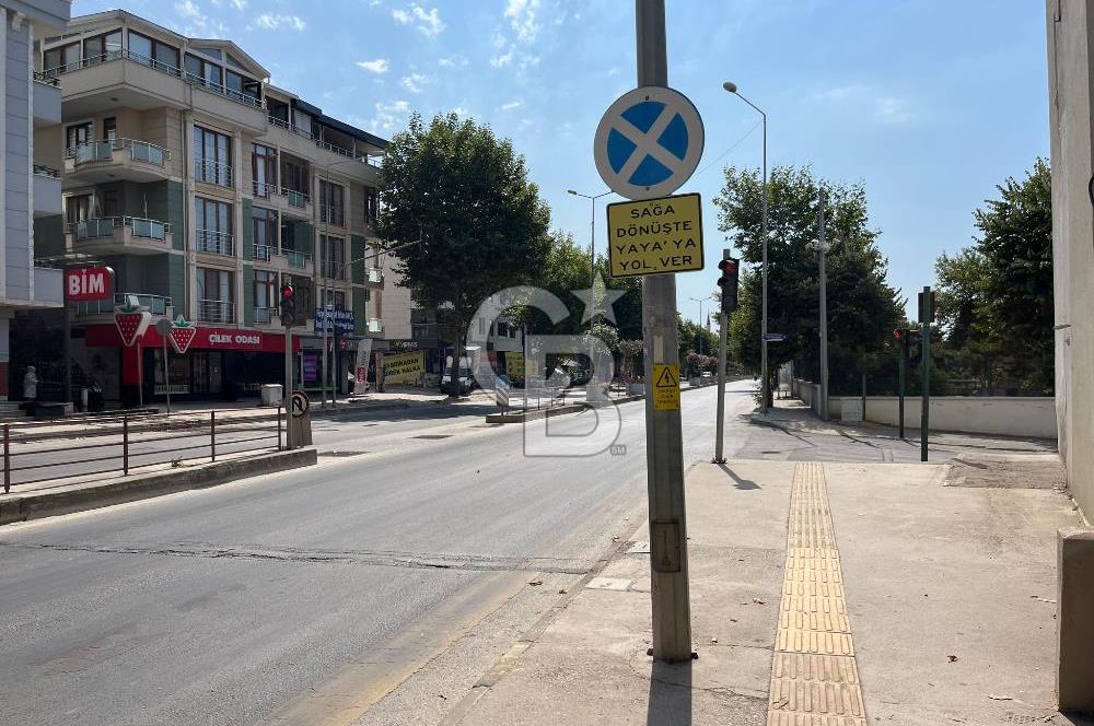 yalova satılık dükkan vega karşısı
