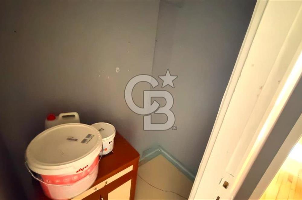 Bayraklı Sevgi Yolu Üzerinde Merkezi Konumlu Kiralık 2+1 Daire