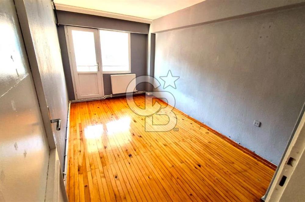 Bayraklı Sevgi Yolu Üzerinde Merkezi Konumlu Kiralık 2+1 Daire